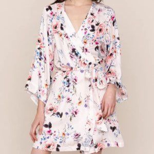 NWT Yumi Kim Dream Lover Evening Bliss Cameo Robe